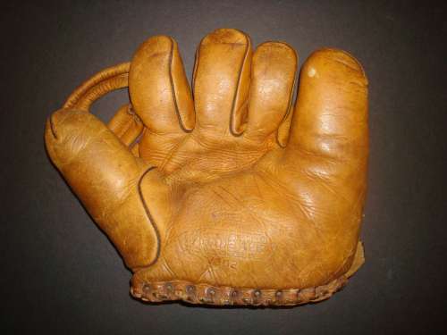 Pee Wee Reese Noah's Ark V302 Front